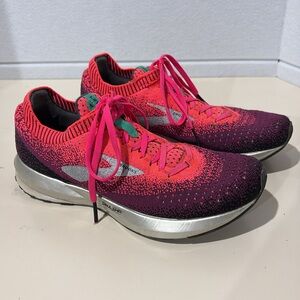 Women’s Brooks Levitate 2 Running Shoes
